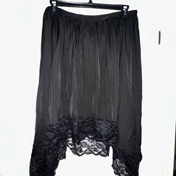 Aerie Black Lace Slip Skirt – XXL, NWT - Picture 4 of 4